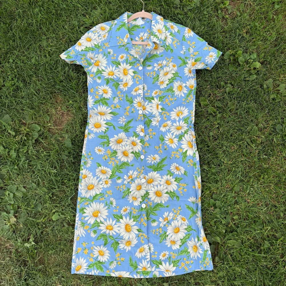 McCall Vintage Shirt Dress 10 Blue Daisy Floral Button Front Cotton USA Made